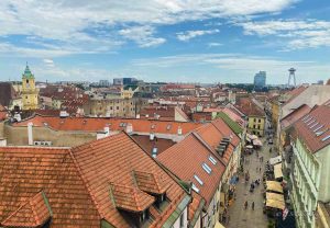 CBRE Forecasts Modest Growth in Hotel Profits for 2025, Driven by Urban Centers