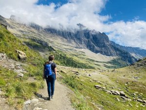 Повече подкрепа за разходите за услуги