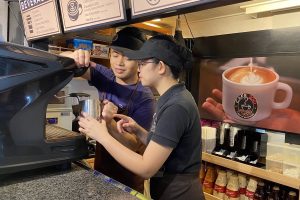 Потребителите на iPhone от континентален Китай нямат достъп до Apple Intelligence след AI актуализация · TechNode