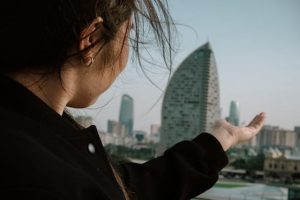 Stabilizing Academics and Wanderlust: How Student Travelers Can Keep Academic Composing on Track While Abroad
