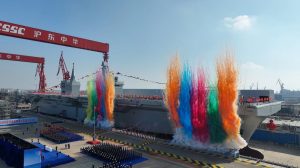 Новият Китайски тип 076 Sichuan е нападение на амфибия от следващо ниво
