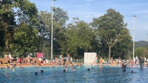 Swimming Pool Vevče-opening – Dr Jam Journeys