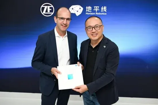 Horizon Robotics & ZF лансират „coPILOT“ Urban NOA Driving Assistant, масово производство за 2026 г.