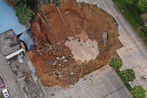 Докладът за срутването на линията Шенжен–Дзянмън разкри нарушения