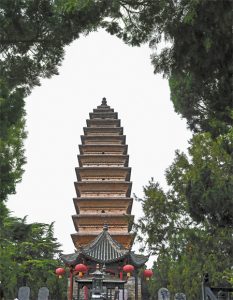 Гъмжи от древни истории – Пътуване