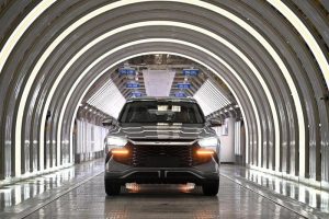 BYD запазва първото си място по продажби на автомобили в Китай