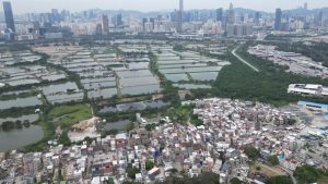 Пол Чан се зарича, че Хонконг може да се справи с дълга на растеж, движен от облигации