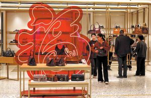 Pang Donglai се придвижва да увеличи разпределението на печалбата