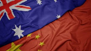 Австралия се оплаква на Китай след сблъсък между военни хеликоптери