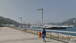 Тялото на 32-годишен мъж е намерено да се носи край парка в Хонконг