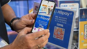 Китай и Индонезия стартират трансгранични QR плащания – тласък за глобалния юан?