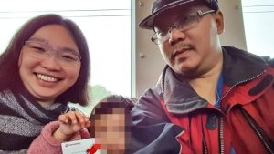 Бебе в Хонконг остана без юридическа самоличност, тъй като родителите отказаха ДНК тест след раждането вкъщи